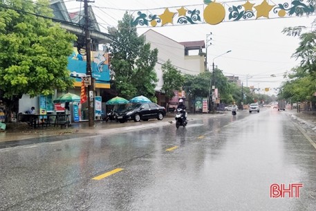 Ảnh hưởng không khí lạnh, Hà Tĩnh có nơi mưa to, đề phòng xảy ra lốc, sét