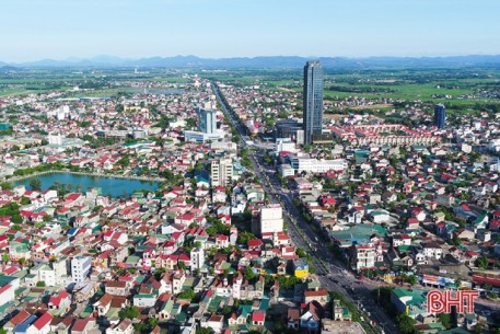 Hôm nay, Hà Tĩnh ngày nắng nóng, chiều tối và đêm có mưa rào vài nơi