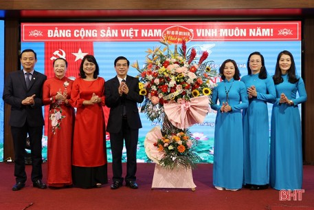 Phát huy sức mạnh, thế mạnh của phụ nữ Hà Tĩnh trong xây dựng quê hương thời kỳ mới