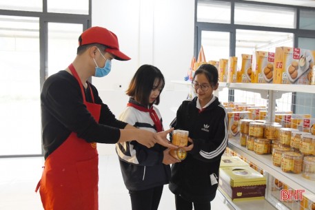 Người “thổi” hương vị đồng quê vào bánh vừng đạt chuẩn OCOP 3 sao