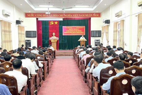 Hương Sơn: Tập huấn nâng cao kiến thức về phát triển thương mại vùng miền núi, vùng sâu, vùng xa