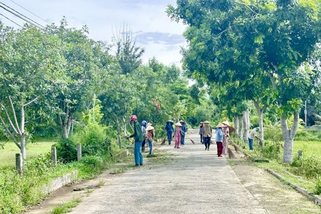 Thượng Đức duy trì sôi nổi phong trào “Ngày thứ 7, Chủ nhật xây dựng nông thôn mới”