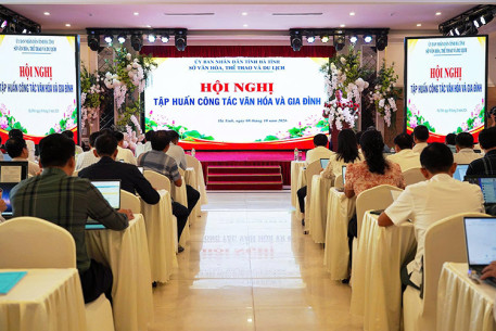 Hà Tĩnh tập huấn công tác văn hóa, gia đình gắn với xây dựng nông thôn mới