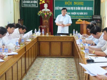 LĐLĐ sơ kết Chương trình MTQG xây dựng NTM năm 2012 và triển khai nhiệm vụ 2013