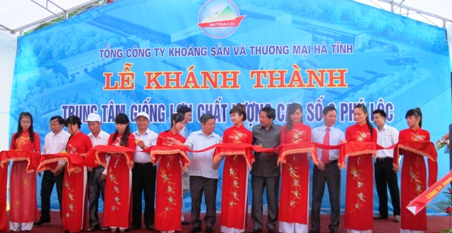 Khánh thành Trung tâm sản xuất giống lợn chất lượng cao Phú Lộc