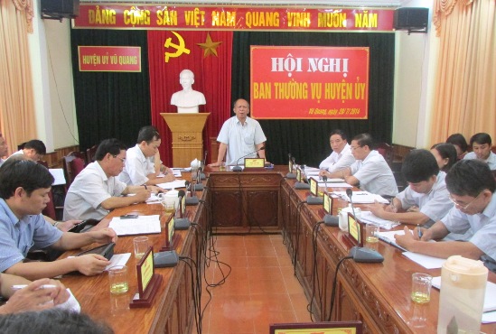 Vũ Quang: Họp Ban thường vụ thường kỳ tháng 7