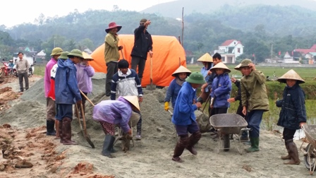 Thanh Lộc phấn đấu đạt chuẩn NTM