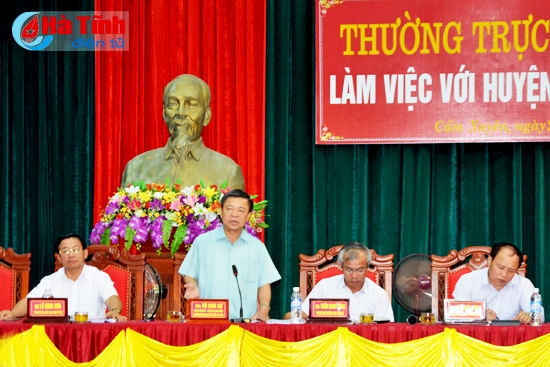 Bí thư Tỉnh ủy Võ Kim Cự: Đội ngũ cán bộ từ huyện đến xã phải thay đổi tư duy thời hội nhập trong thực hiện nhiệm vụ; xây dựng nông thôn mới gắn với phát triển doanh nghiệp, tổ hợp tác, hợp tác xã...