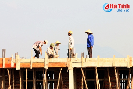 Chào mừng đại hội Đảng bằng hành động thiết thực