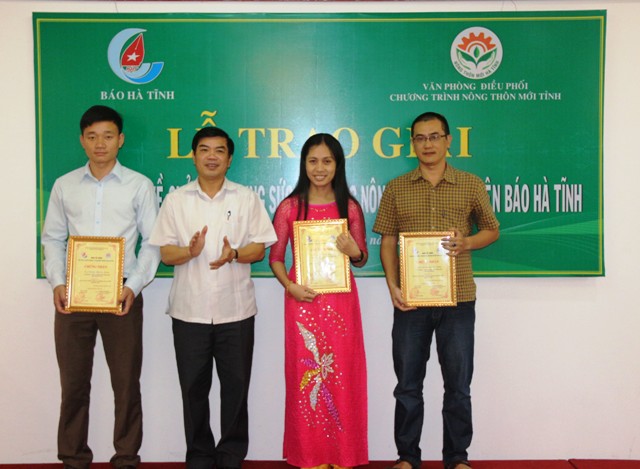 Tổng kết, trao giải cuộc thi viết "Chung sức xây dựng nông thôn mới" trên Báo Hà Tĩnh