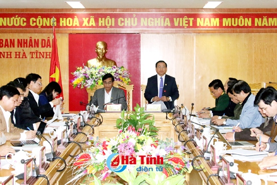 Bí thư Tỉnh ủy - Chủ tịch UBND tỉnh Lê Đình Sơn: Xét công nhận các xã đạt chuẩn NTM phải đảm bảo tính khách quan,chính xác, động viên được phong trào nhưng cũng không vì phong trào mà đánh giá không đúng sự thật
