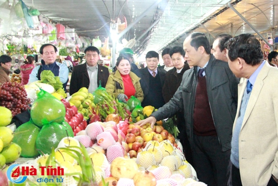 Tăng cường quản lý thị trường, đảm bảo ATVSTP dịp tết