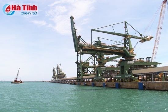 Đoàn kết, thống nhất, thực hiện thắng lợi các mục tiêu, chỉ tiêu đề ra