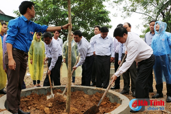 Phấn đấu 90% xã, phường, thị trấn đạt tiêu chí y tế trong năm 2016