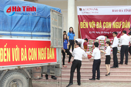 Agribank ban hành nhiều chính sách hỗ trợ ngư dân miền Trung