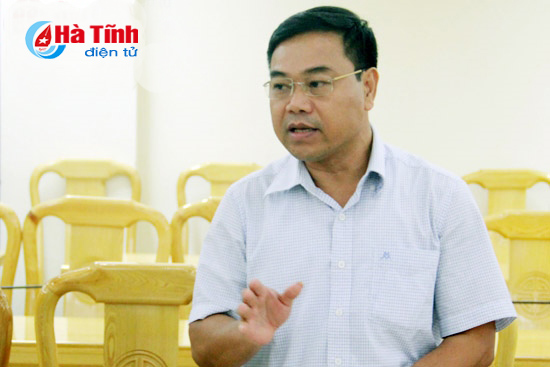 Cống hiến hết mình, đưa Cẩm Xuyên trở thành huyện NTM