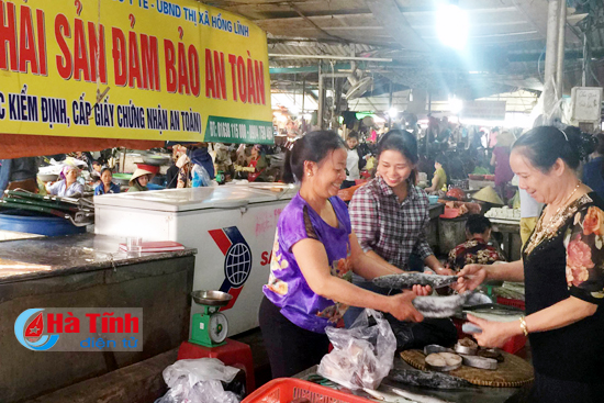 2 điểm bán hải sản sạch ở TX Hồng Lĩnh ’hút’ người tiêu dùng