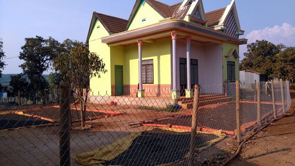 Ia Lang đánh bại đói nghèo
