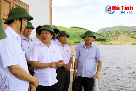 Tháo gỡ vướng mắc GPMB, đẩy nhanh tiến độ Dự án Cấp nước KKT Vũng Áng