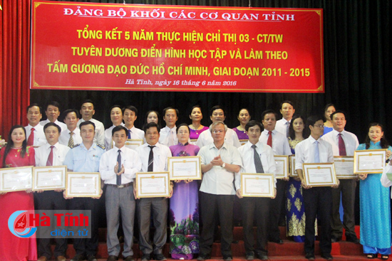 Đảng bộ, nhân dân Hà Tĩnh sáng tạo trong học tập, làm theo gương Bác