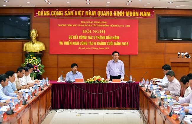 Toàn cảnh hội nghị. 