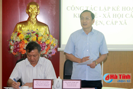 Lập kế hoạch phát triển KT-XH cấp huyện, xã phải đồng bộ, khoa học
