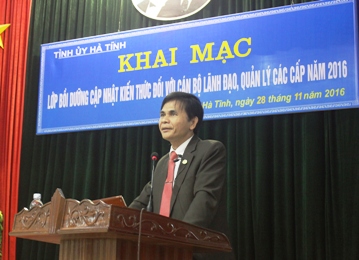 Bồi dưỡng cập nhật kiến thức xây dựng nông thôn mới đối với Phó Chủ tịch UBND cấp xã