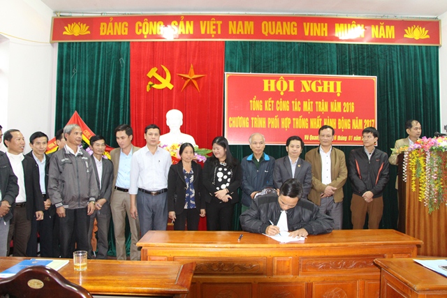 Ký kết chương trình phối hợp thống nhất hành động năm 2017 giữa UBMTTQ huyện với các đoàn thể và các địa phương