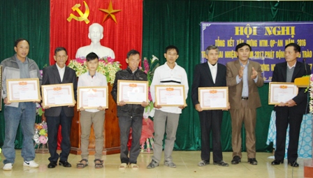 Xã Đức Hương: Tổng kết xây dựng NTM và QP-AN năm 2016