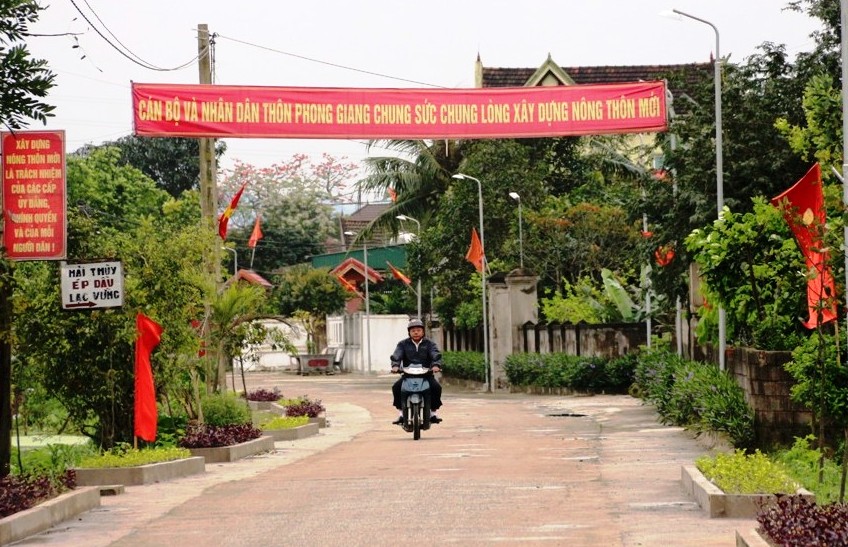 Cấp 21 tỷ đồng khen thưởng cho 28 xã đạt chuẩn  nông thôn mới trong năm 2016