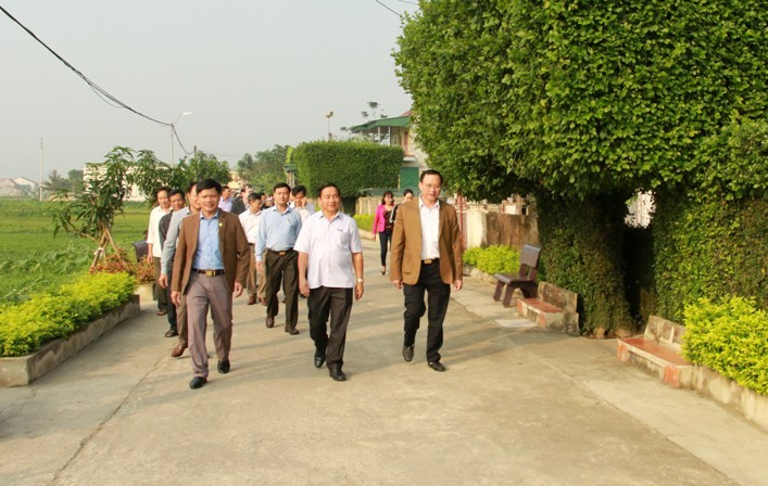 Đăng ký chỉ đạo các thôn xây dựng Khu dân cư nông thôn mới kiểu mẫu, vườn mẫu