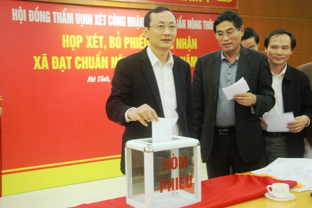 Hà Tĩnh: 33 xã đợt I đạt 100% số phiếu công nhận đạt chuẩn nông thôn mới năm 2017