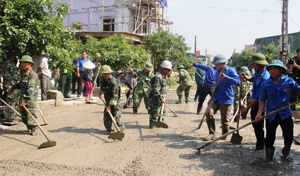 Huy động hơn 20 tỷ đồng đỡ đầu, tài trợ xây dựng nông thôn mới