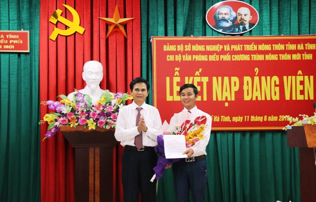 Lễ kết nạp Đảng viên mới