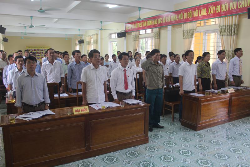 Các đại biểu tham dự kỳ họp
