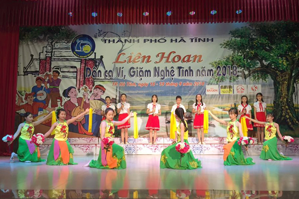 Hà Tĩnh hoàn thành Liên hoan dân ca ví, giặm cấp huyện