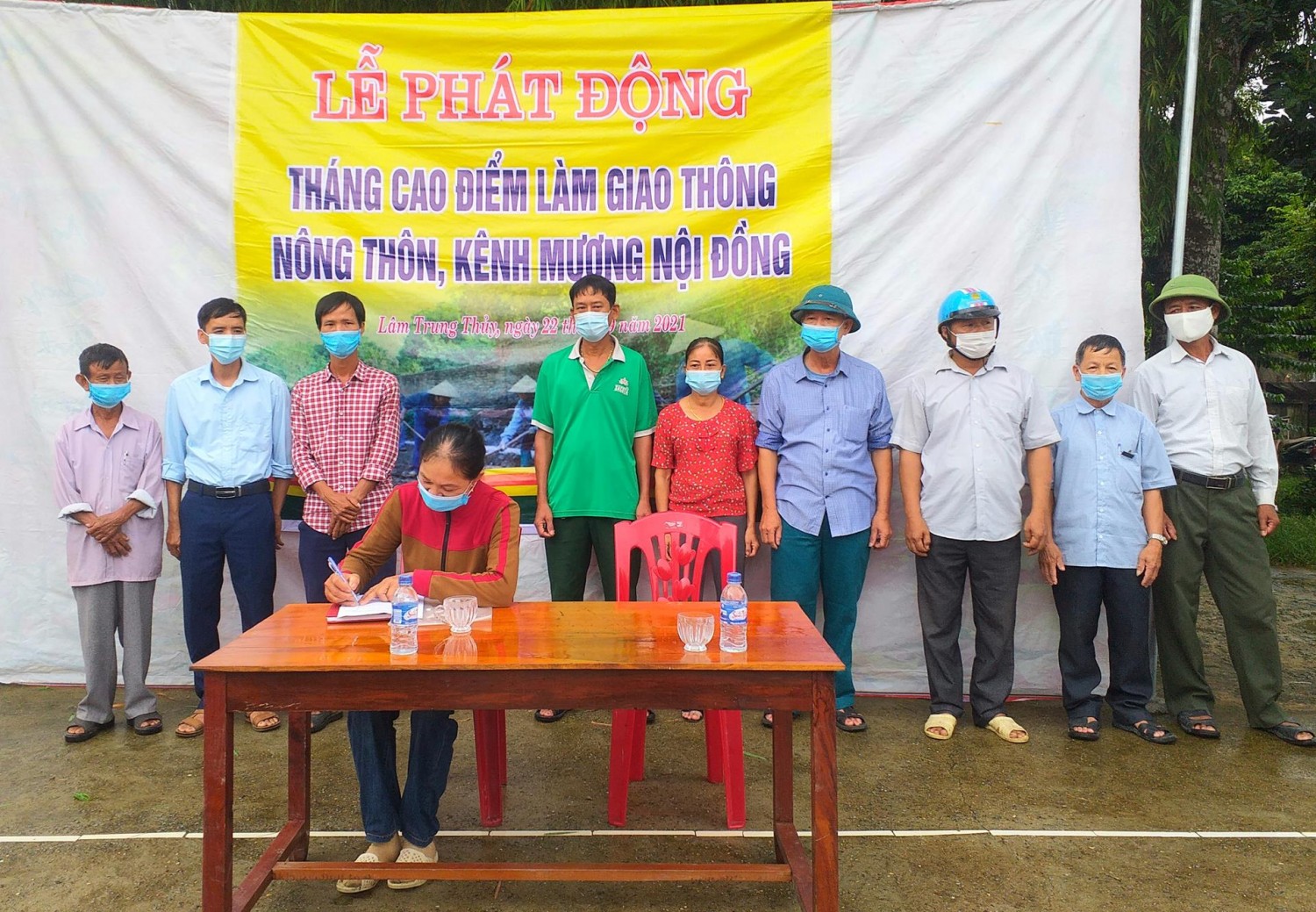 thủy2 014810