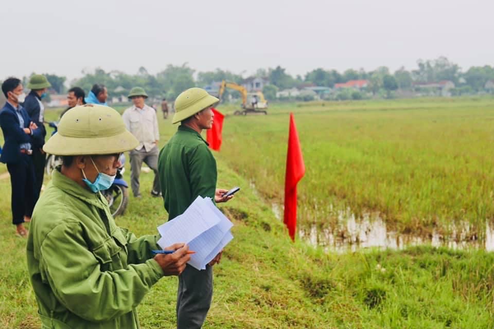 nhan dan