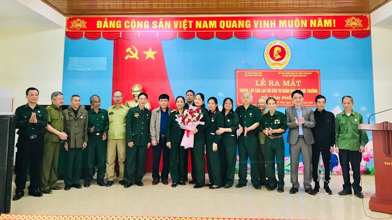 hoi ccb thi tran pho chau ra mat clb ccb tu quan bao ve moi truong